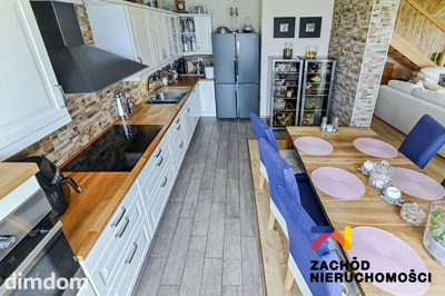 Zapraszam do zapoznania się z ofertą sprzedaży przestronnego mieszkania o powierzchni 88,88 m , położonego przy ul. Stanisława Staszica w Zielonej Górze . - 2