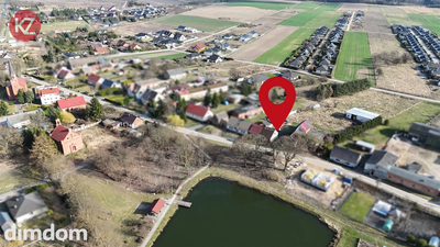 Gospodarstwo z widokiem na staw - 5363 m² w centrum Szydłowa - 5
