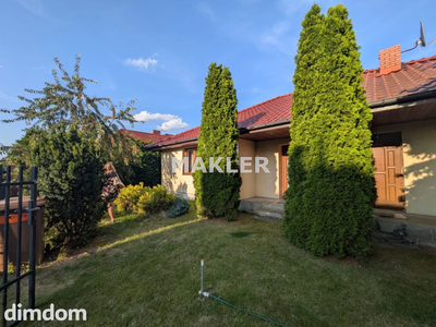 Parterowy dom murowany, działka 900m2, 4 pokoje - 5