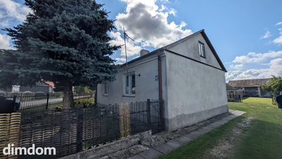 Siedlisko z domem i zabudowaniami - 2