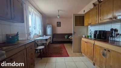 Siedlisko z domem i zabudowaniami - 3