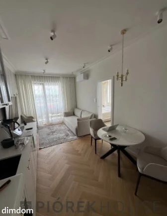 2-pokojowe mieszkanie w Markach - 114894341.jpg