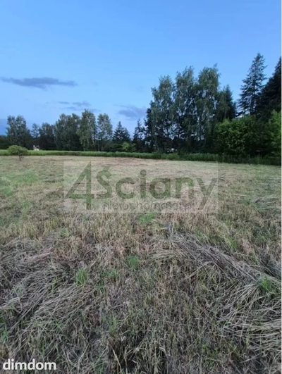 Do sprzedania działka budowlana o powierzchni 1662 m2 w Opypach koło Grodziska Maz.