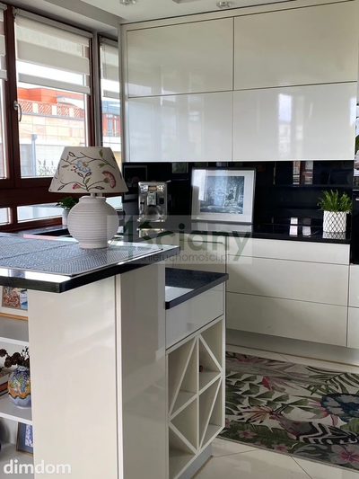 Piękny apartament z tarasem ok. 15m2