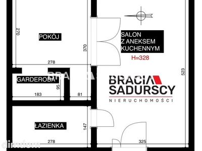 Dwupokojowy apartament z historycznym charakterem - 3