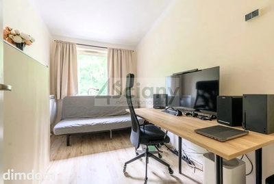 Mieszkanie 3 pok. 71m znajduje sie na 2 piętrze w bloku z 1998 roku. - 4