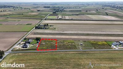 2100 m2 * Działka budowlana z WZ - 4