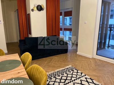 Mieszkanie 44m znajduje się na 4 piętrze w apartamentowcu . - 5