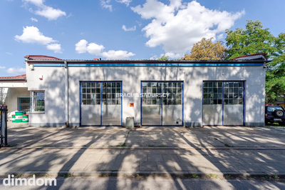 Warsztat samochodowy przy ulicy Wielickiej - 5