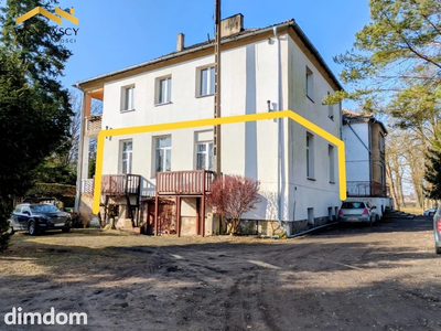 3 pokoje, 82 m², kamienica z garażem, ogrodzony