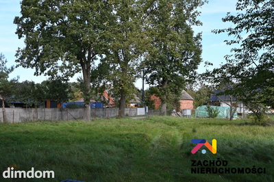 Na sprzedaż działka budowlana o powierzchni 1150m2, położona w miejscowości Sucha, zaledwie 12 km od centrum Zielonej Góry i tylko 7 km od centrum rekreacyjno- sportowego w Drzonkowie. - 4