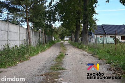 Na sprzedaż działka budowlana o powierzchni 1150m2, położona w miejscowości Sucha, zaledwie 12 km od centrum Zielonej Góry i tylko 7 km od centrum rekreacyjno- sportowego w Drzonkowie. - 5