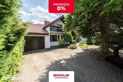 Garaż - Zadbana działka z zielenią - Super dojazd