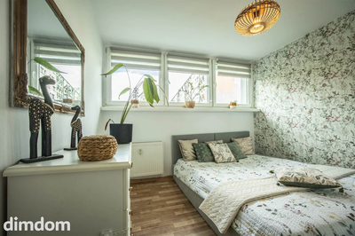 Dwa pokoje, balkon i spokój na ostatnim piętrze - 3