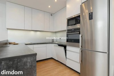 Nowoczesny  3-pokojowy apartament z balkonem. - 4
