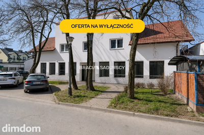 Budynek handlowo-mieszkanly Centrum Skawiny