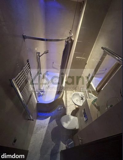 Do sprzedaży  luksusowy apartament w starej kamienicy na ulicy Wspólnej, po gruntownym remoncie w 2006 r. - 2