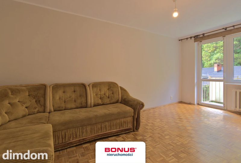 2 pokoje/po odświeżeniu/widok na las - 115180849.jpg