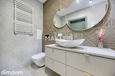 3 pokoje, po kapitalnym remoncie,balkon - 3