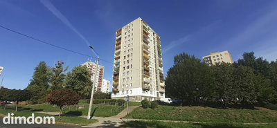 Słoneczne mieszkanie z perspektywą wzniesienia.
