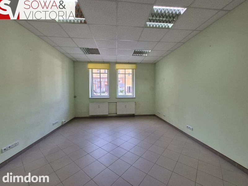 lokal biurowy na parterze. - 115261430.jpg