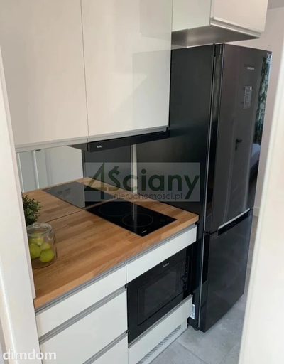 Mieszkanie o powierzchni 61 m², położone na 9 piętrze budynku z windą z 1987 roku . - 3
