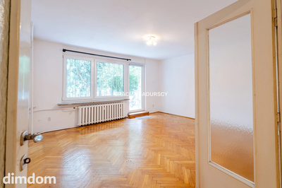 enklawa zieleni przy Młynówce, ul. Mazowiecka - 4