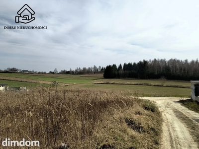 1000 m2 - teren zabudowy MN - 40 % pow. zabudowy.