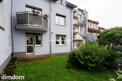 Kameralne 3 pokoje z dużym balkonem - 2