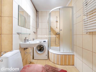 2 pok| 44,5m² |balkon |duża piwnica|ul. Komandosów - 3