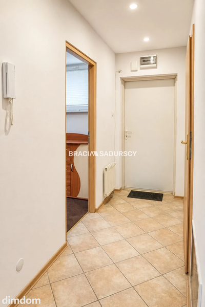 2 pok (oddzielne) 34m2 blisko centrum z garażem - 5