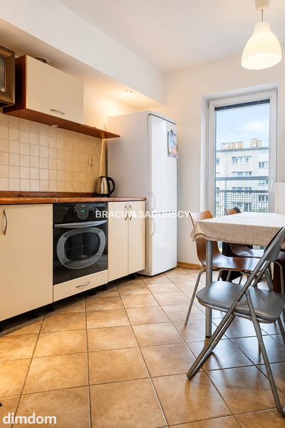 2 pok (oddzielne) 34m2  blisko centrum z garażem - 2
