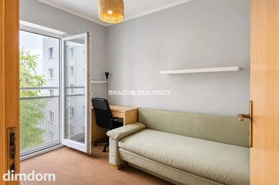 2 pok (oddzielne) 34m2  blisko centrum z garażem - 4