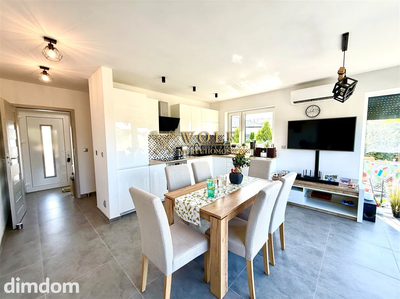 Bliźniak z garażem- działka 435 m2