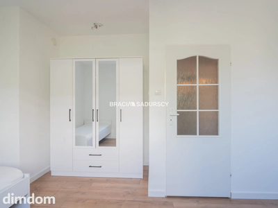 3 osobne pokoje / zamknięte osiedle / garaż - 4