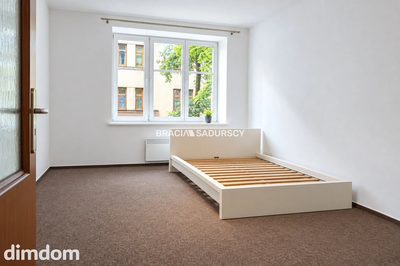 MIESZKANIE DLA STUDENTÓW, 4 ODDZIELNE POKOJE - 3