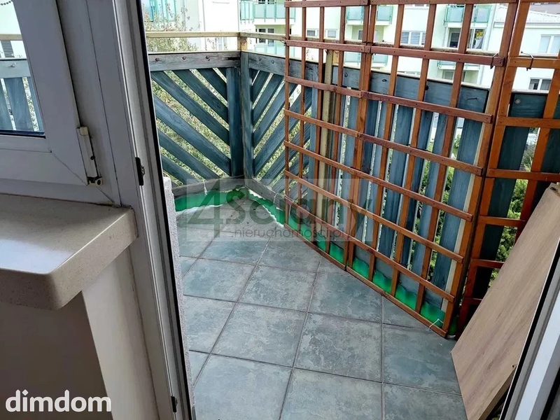 Mieszkanie 30.6m znajduje się na ostatnim 3 piętrze w bloku z 2004 roku , brak windy. - 115521454.jpg