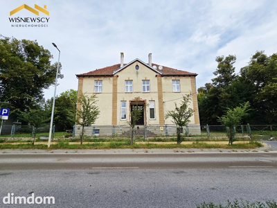 Kamienica Malbork centrum, 8 mieszkań, 5 garaży