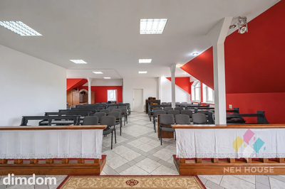 Os. Mazurskie, lokal 242,90 m2, I piętro, parking - 3