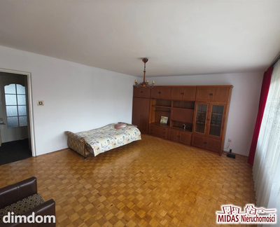 1 piętro 60,7m2, 3 pokoje, loggia ul.Broniewskiego - 3