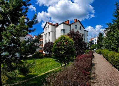 5-pokojowe mieszkanie w dzielnicy Włochy - 5