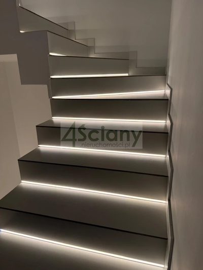 Nowoczesny segment w cichej okolicy - 5