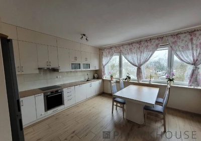 3-pokojowe mieszkanie w Markach